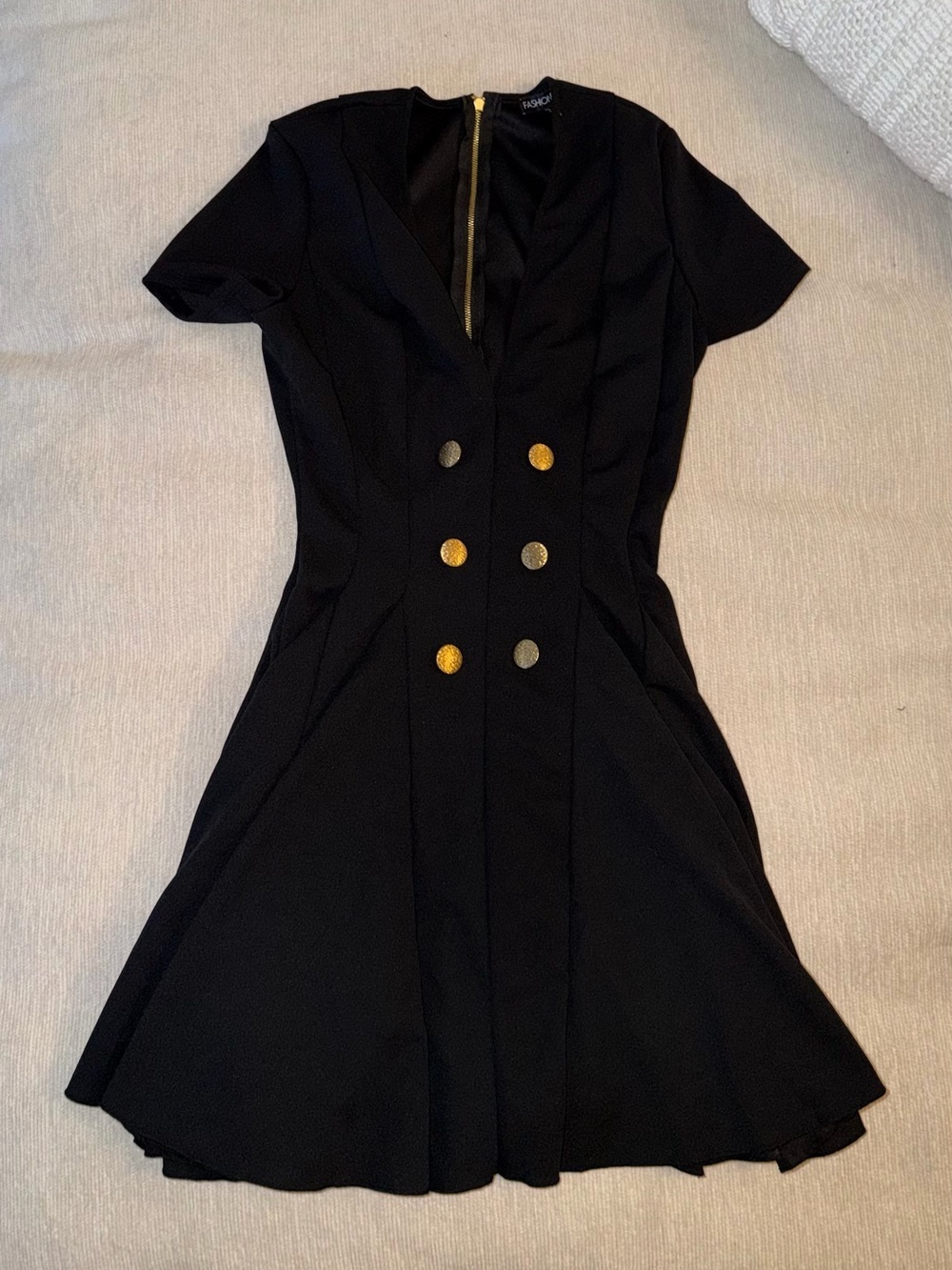 Fashion Nova Black Short-Sleeve Dress Gold Buttons Queen Vibes Crepe Mini - Picture 2 of 6